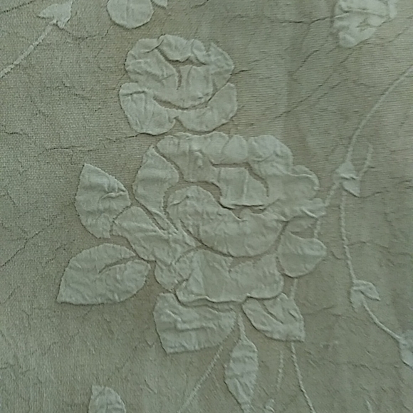 Bottom Abajo Avacoda Green Printed Skirt. Size 16. Women's Petite. Beaded - Picture 2 of 6